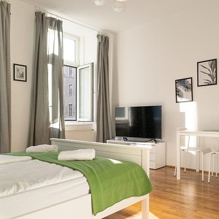 Comfortable 3Br Shared Apart. - Suitable For Long Stays Виена Екстериор снимка